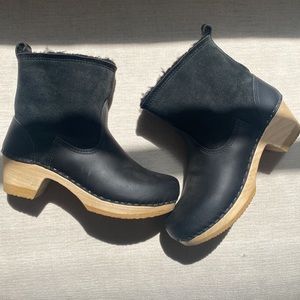 No.6 5" Pull on Shearling Clog Boot on Mid Heel in Black Suede